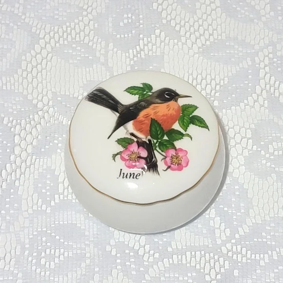 Vintage Enesco June White Porcelain Trinket Jewelry Accessories Storage Box Storage & Organization